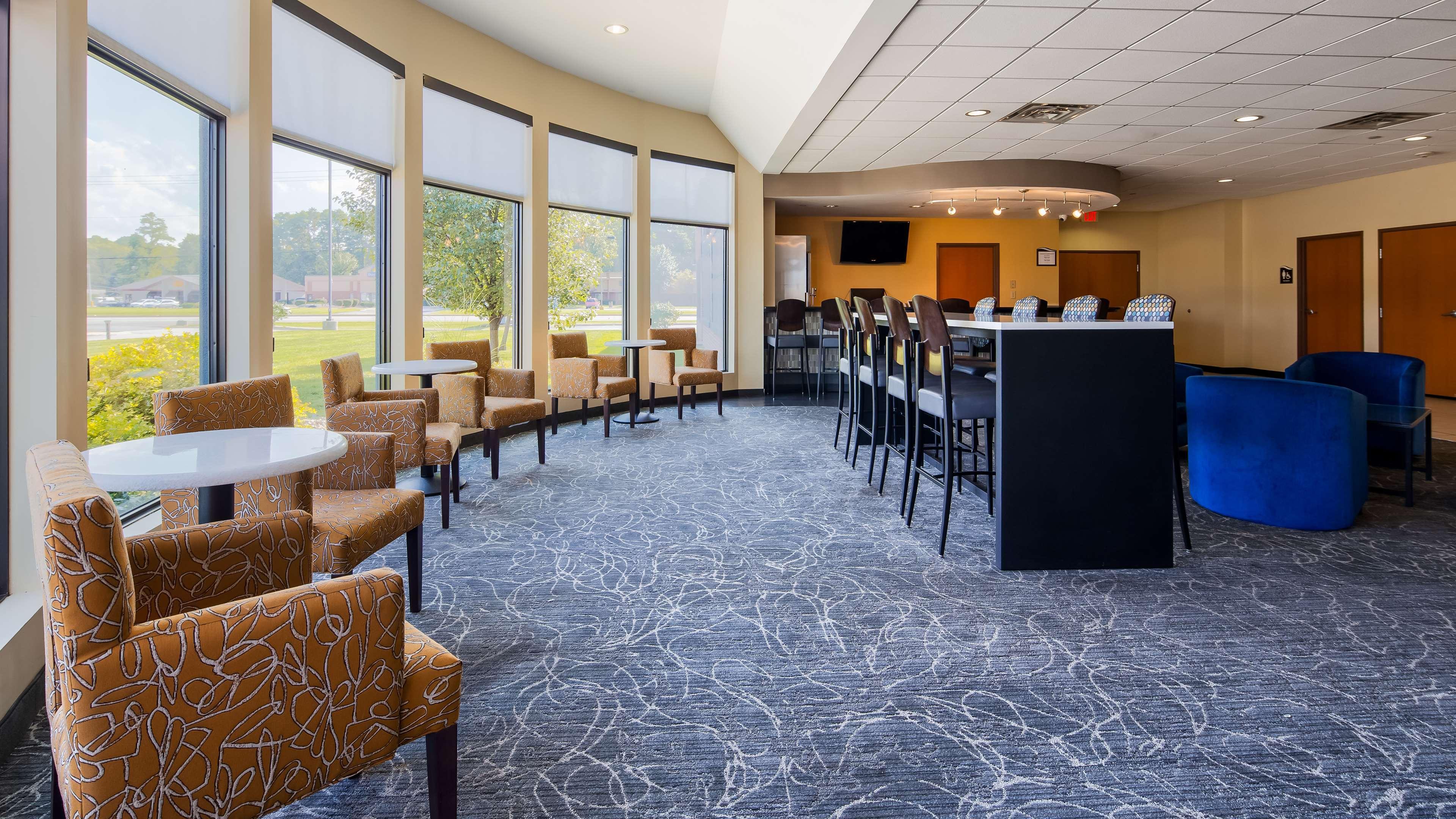 Best Western Plus Portage Hotel&Suites Extérieur photo