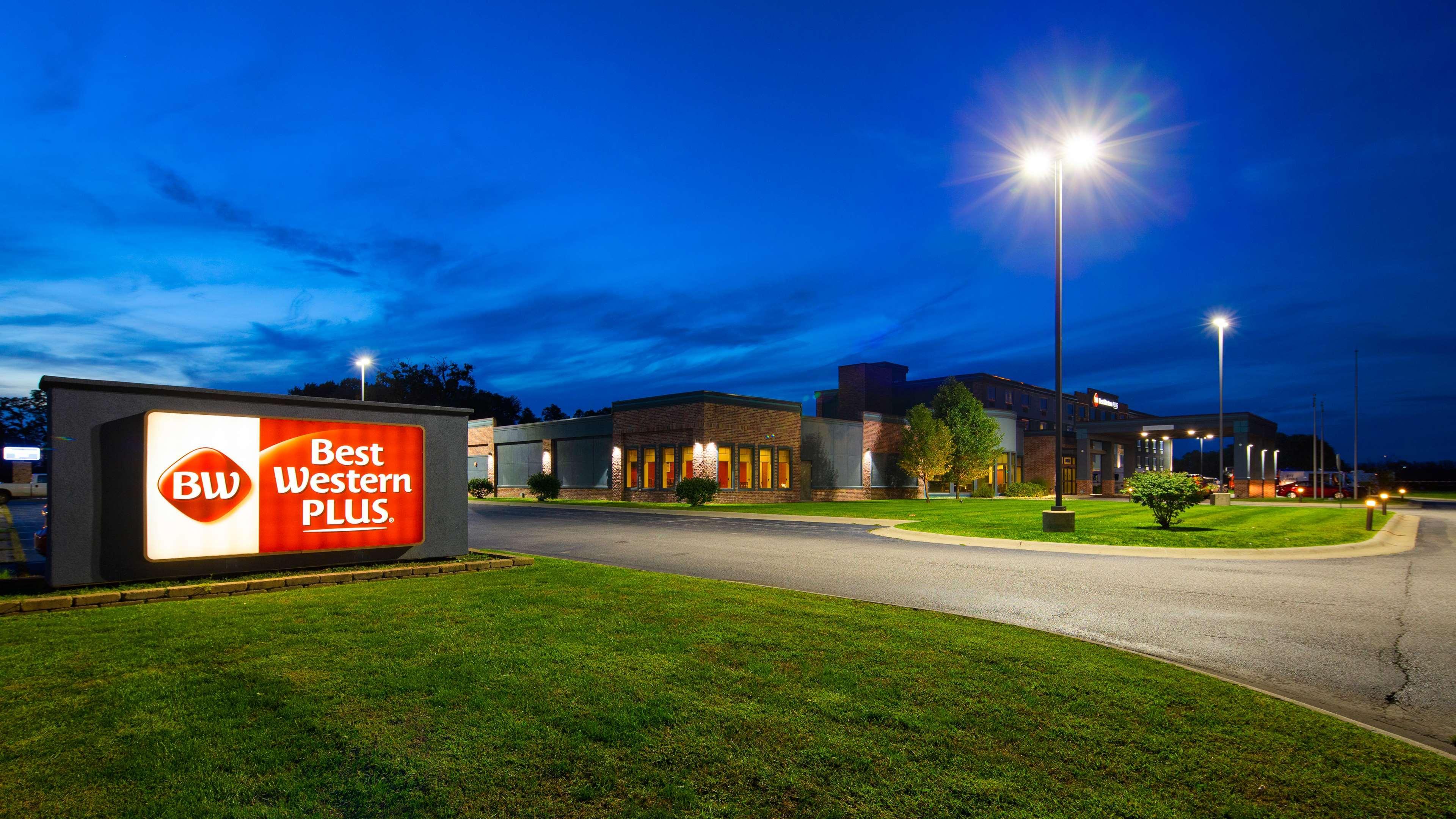 Best Western Plus Portage Hotel&Suites Extérieur photo