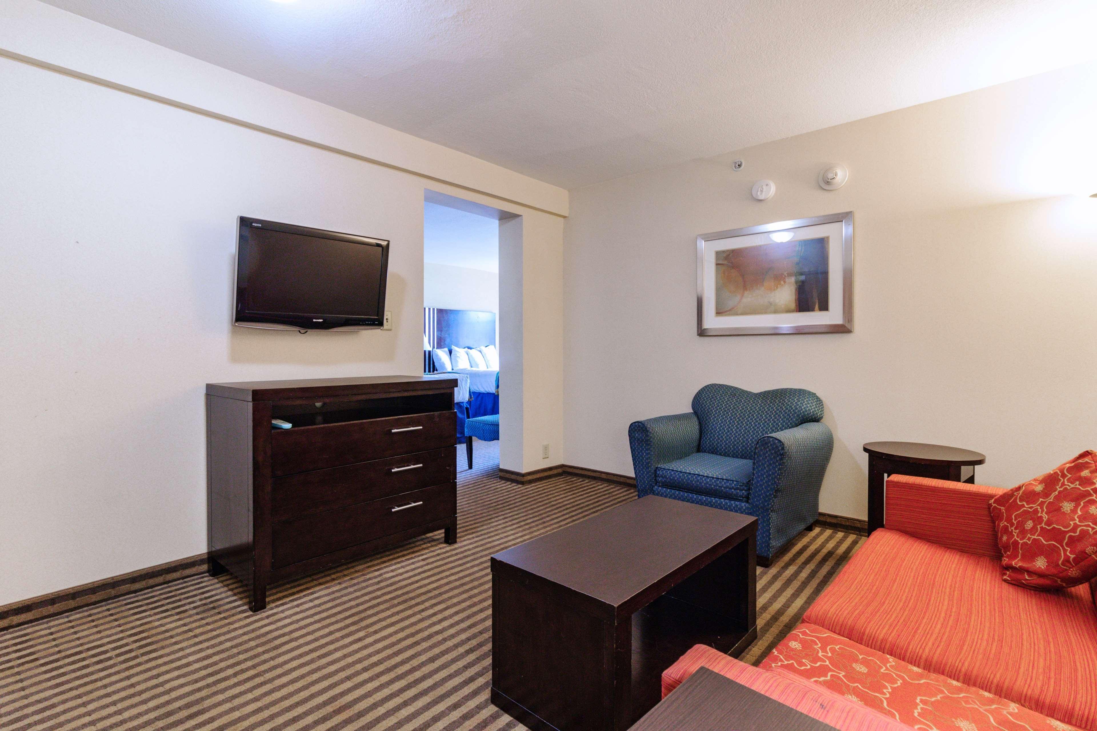 Best Western Plus Portage Hotel&Suites Extérieur photo
