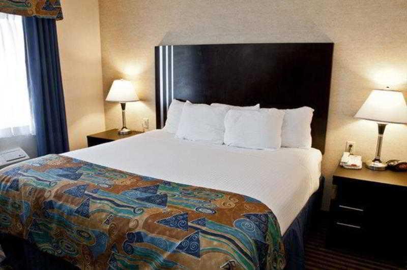Best Western Plus Portage Hotel&Suites Extérieur photo